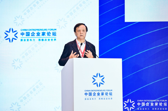 李小加：在AI“航空时代”	，企业家必须亲自“开飞机	”